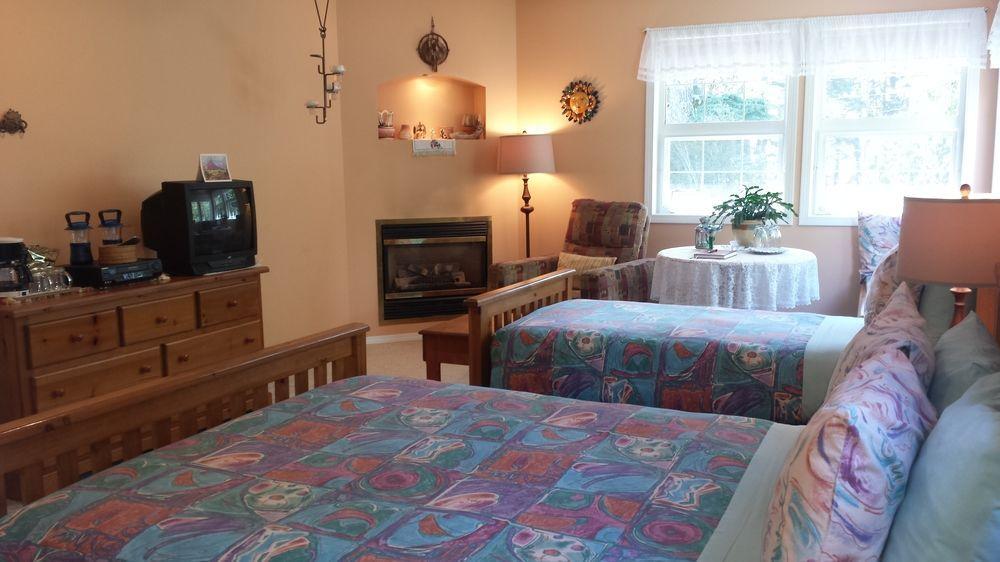 Seafarers Bed&Breakfast Tofino Exterior foto